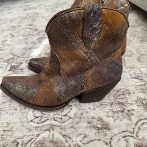 Ariat Distressed Brown Leather Boots